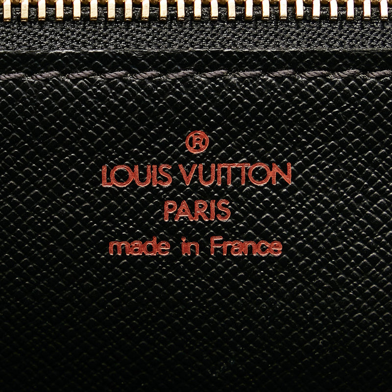 Sold at Auction: Louis Vuitton, Louis Vuitton Vintage Epi Pochette Sellier  Dragonne