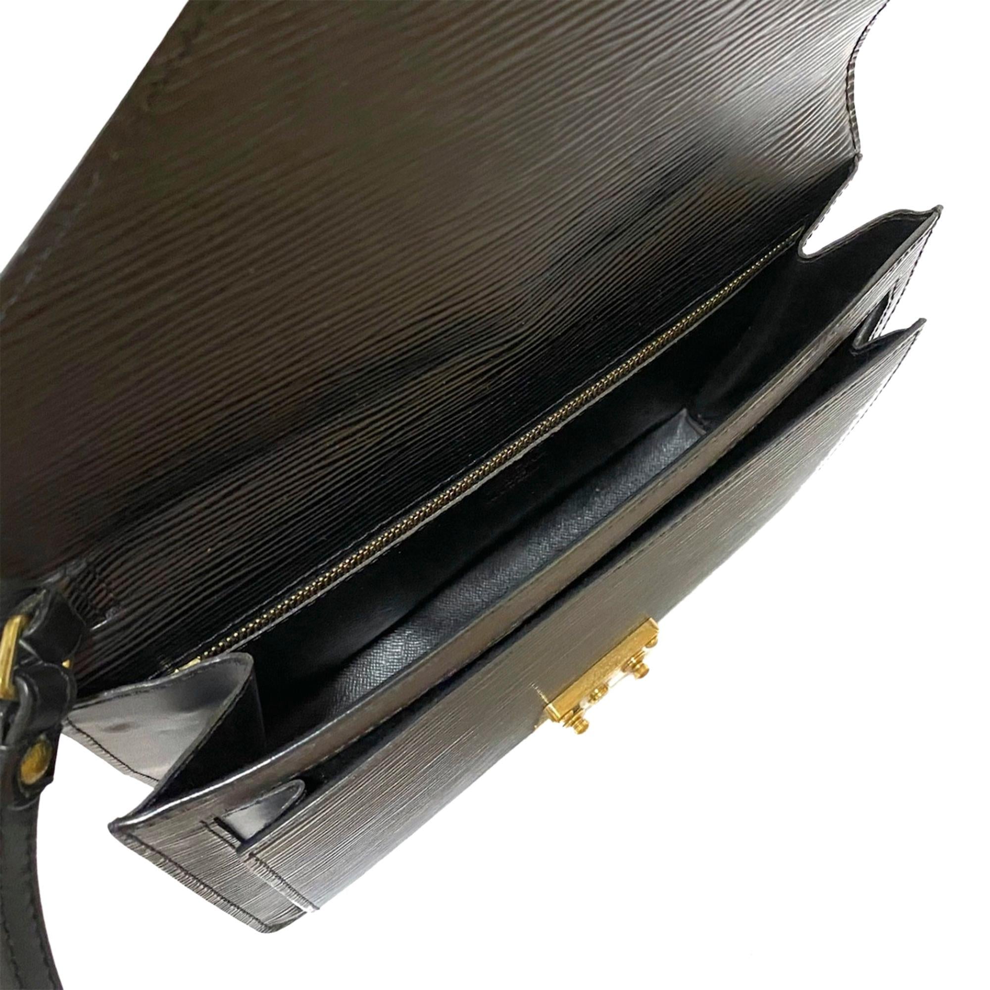 Louis Vuitton Epi Pochette Sellier Dragonne (SHG-29228)
