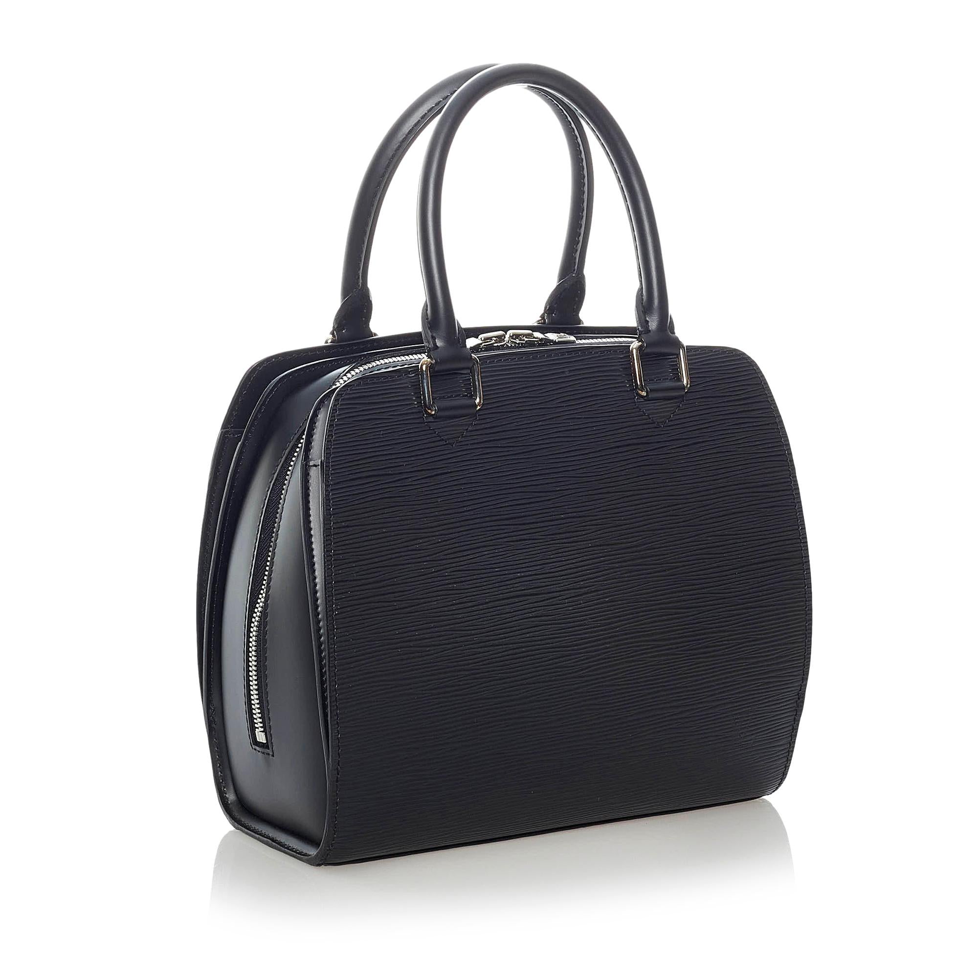 Louis Vuitton Epi Pont Neuf (SHG-31625)