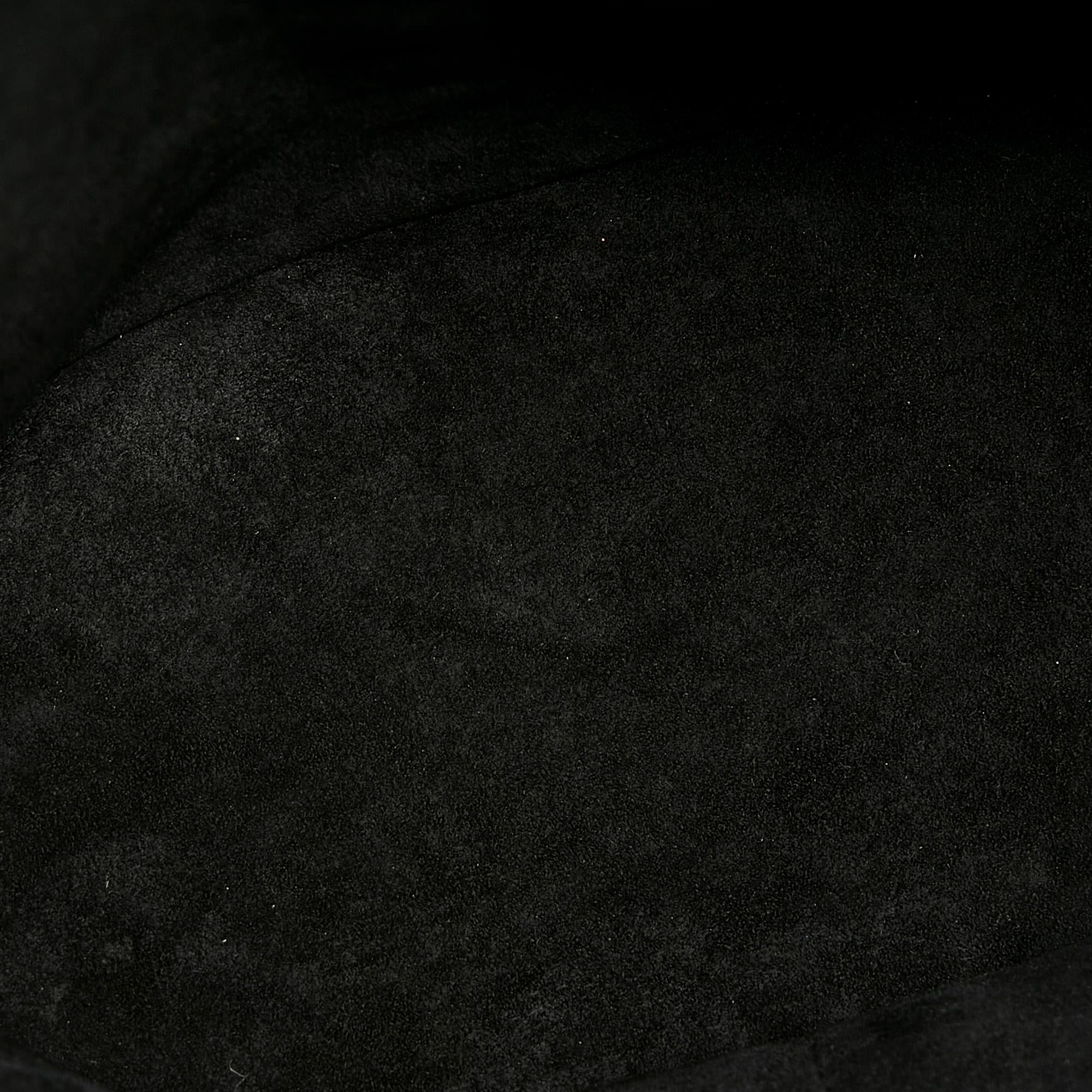 Louis Vuitton Epi Randonnee PM (SHG-31463)