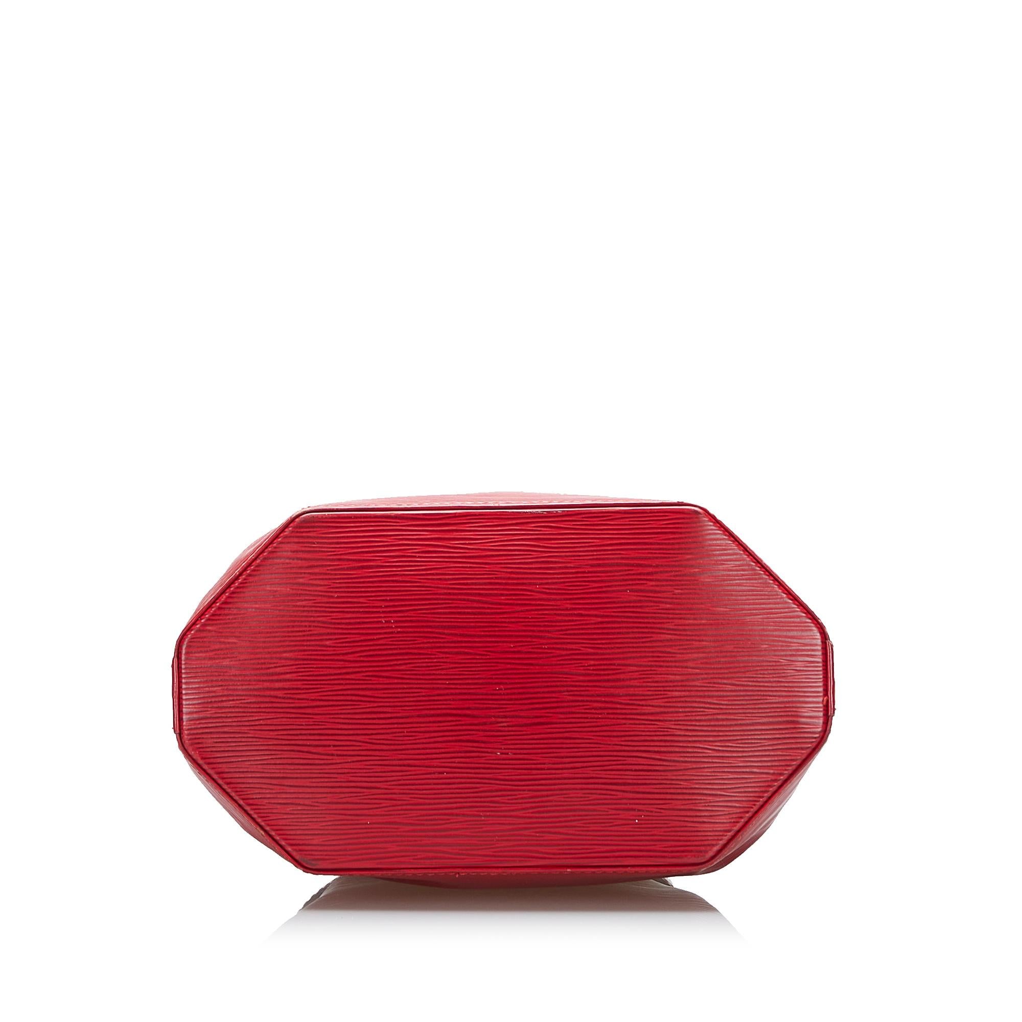 Louis Vuitton Epi Sac D Epaule PM (SHG-1ol2tz)