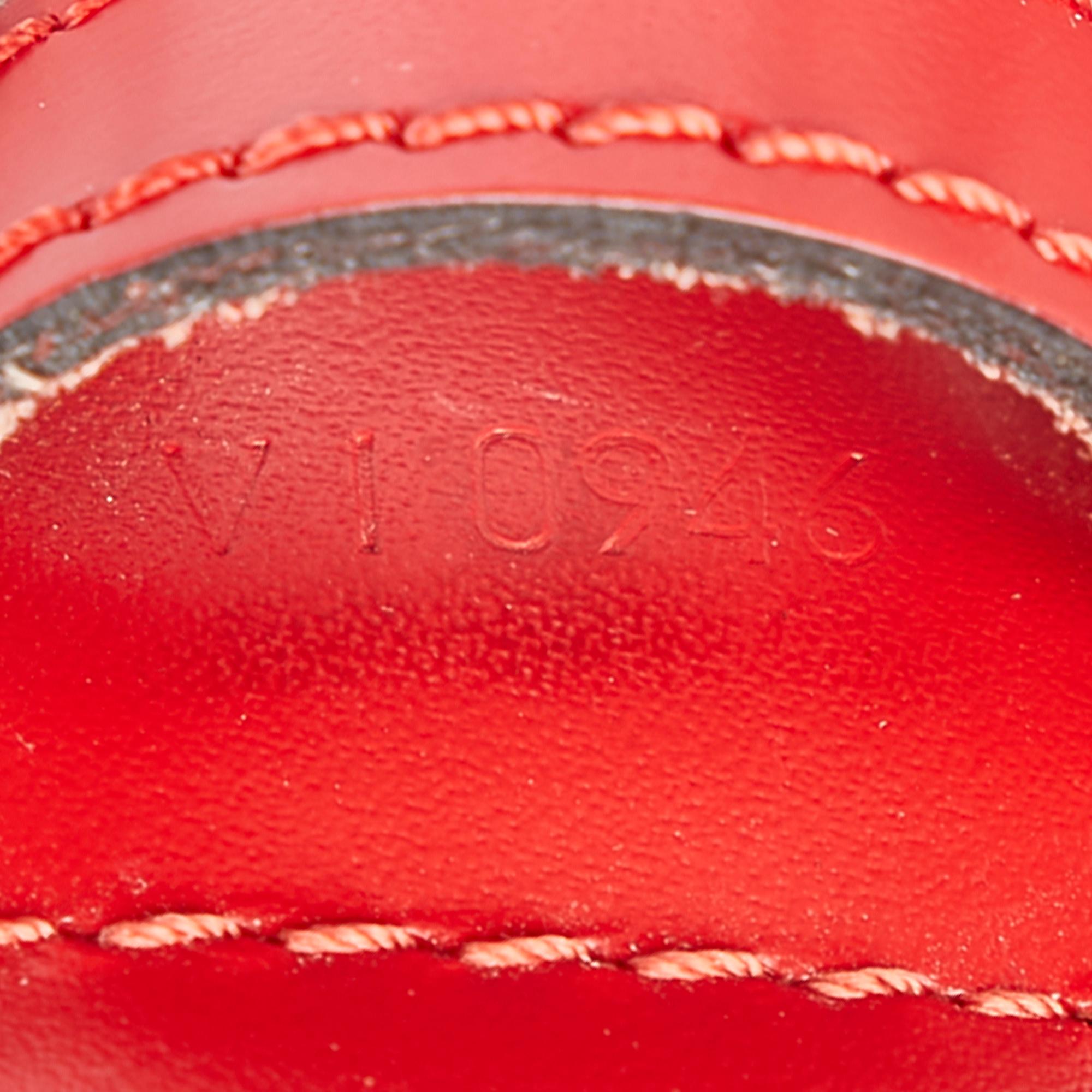 Louis Vuitton Epi Sac D Epaule PM (SHG-1ol2tz)