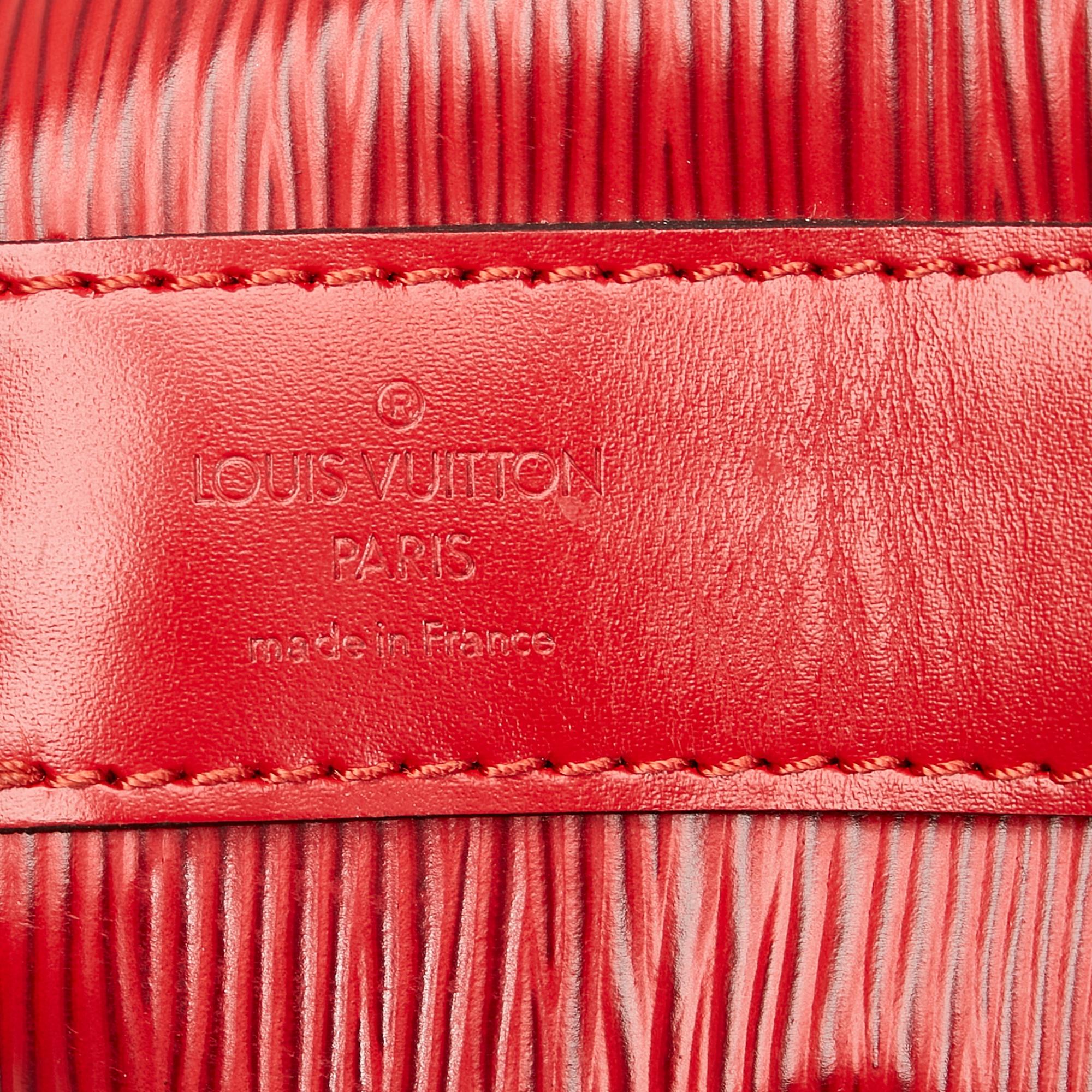 Louis Vuitton Epi Sac D Epaule PM (SHG-1ol2tz)