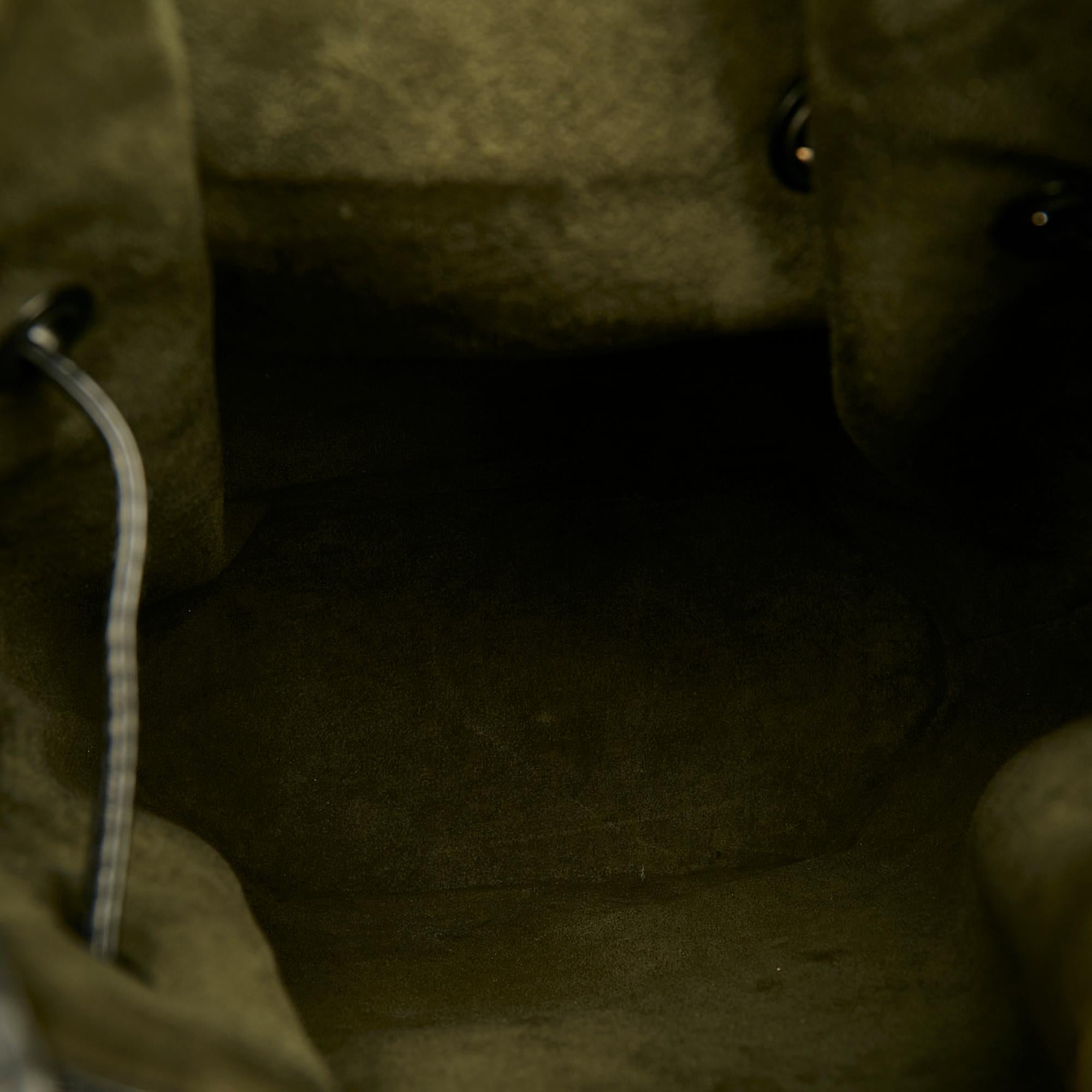 Louis Vuitton Epi Sac dEpaule (SHG-28974)