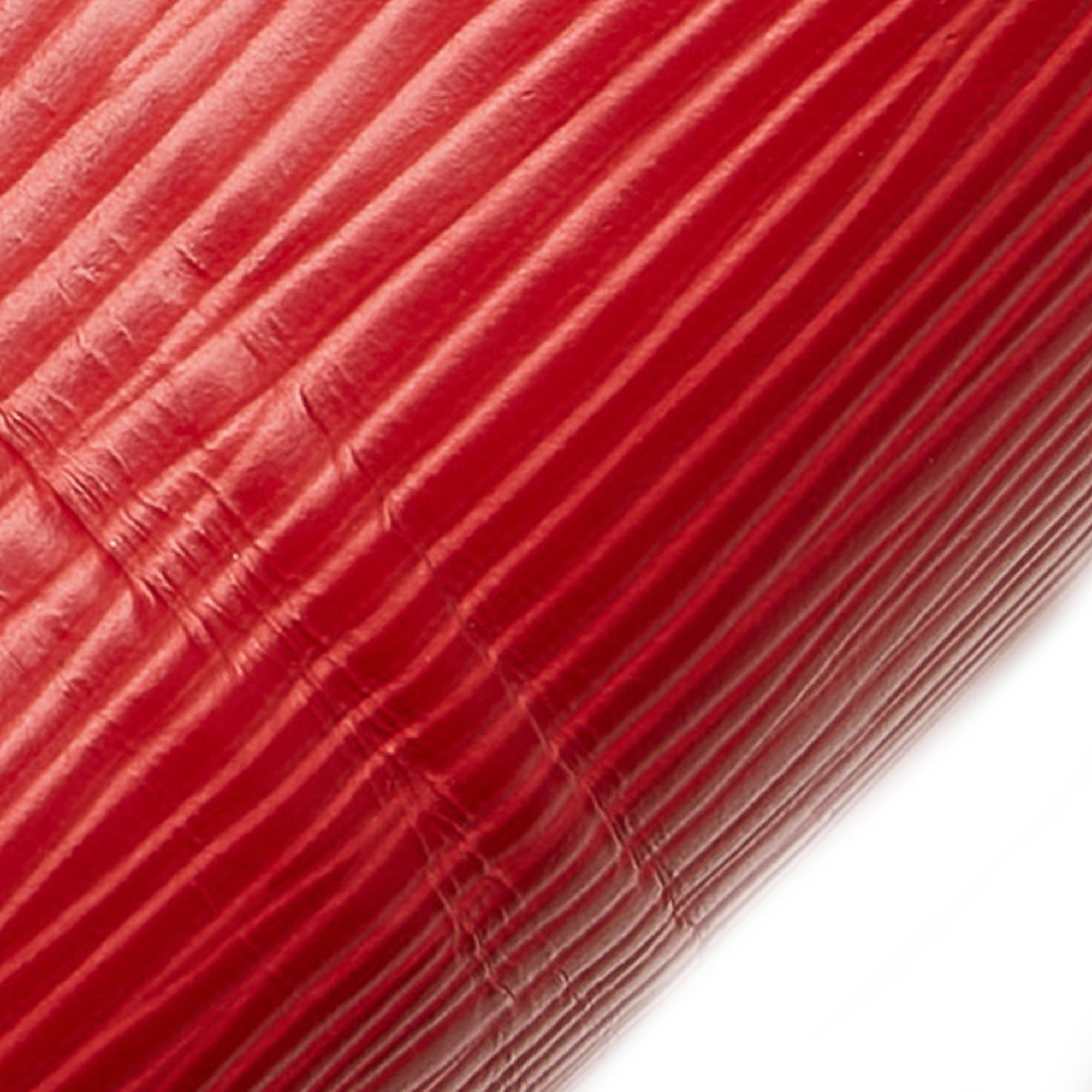 Louis Vuitton Epi Soufflot (SHG-28977)