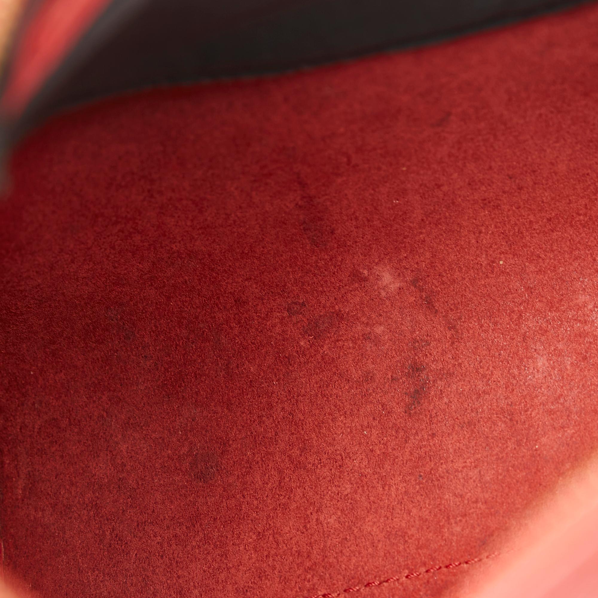 Louis Vuitton Epi Speedy 30 (SHG-37836)