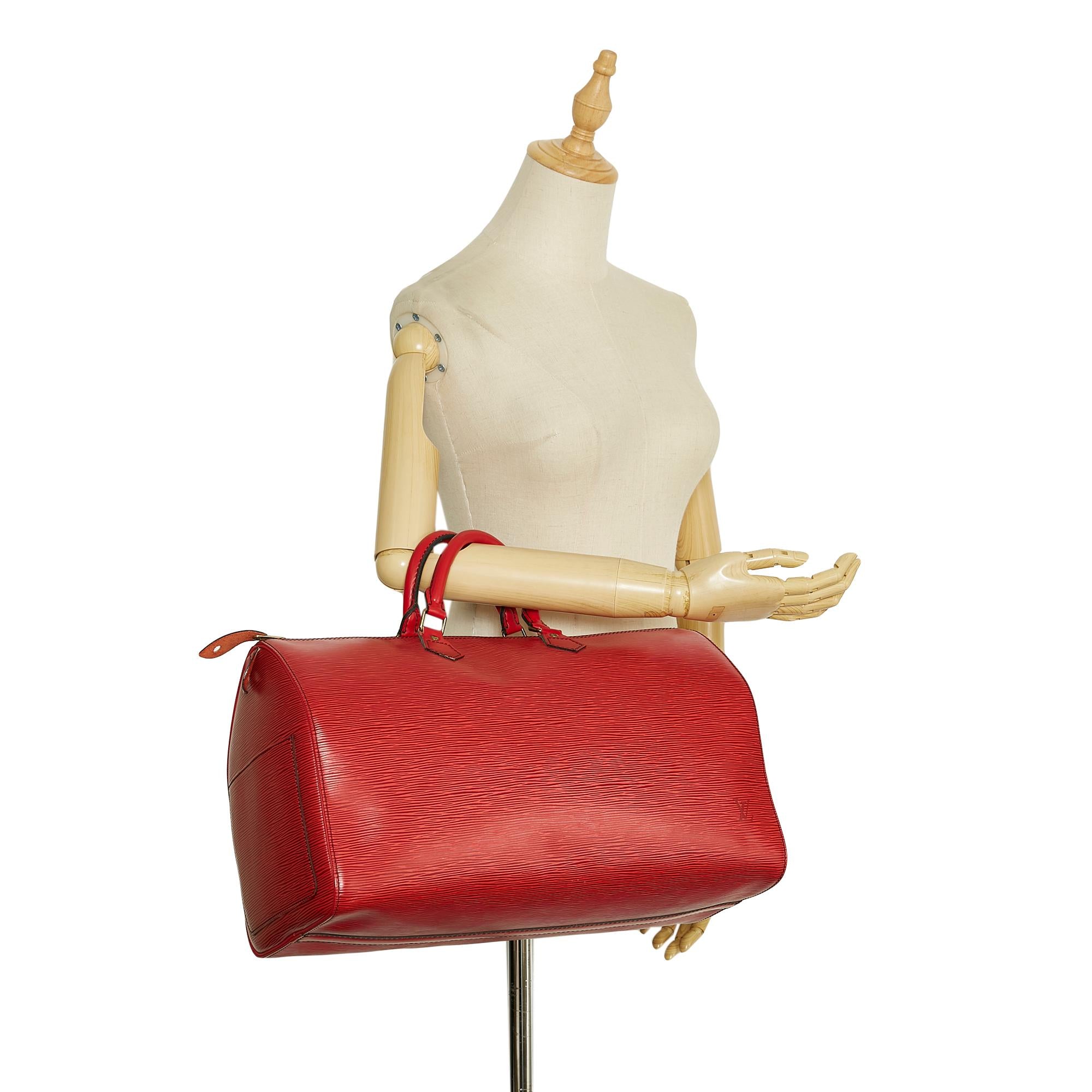 Louis Vuitton Epi Speedy 40 (SHG-cACyIr)