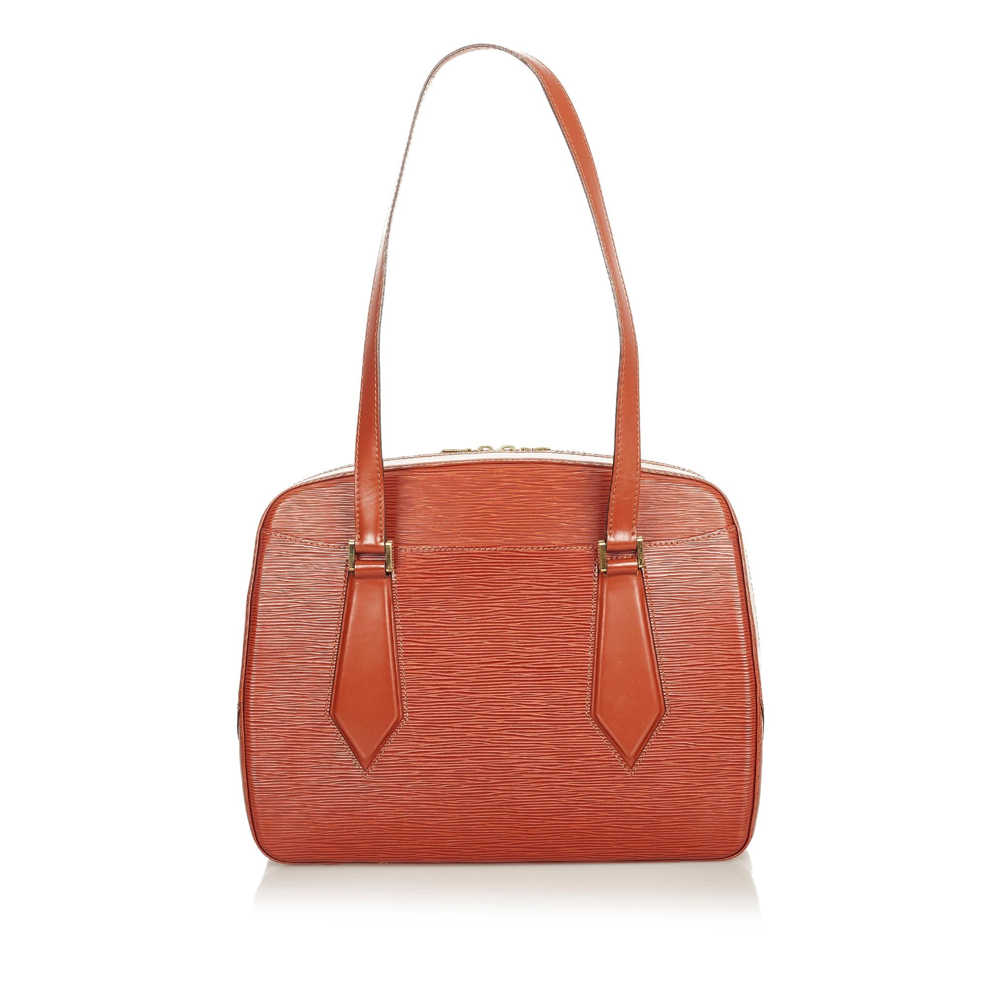 Louis Vuitton Epi Voltaire (SHG-26490)