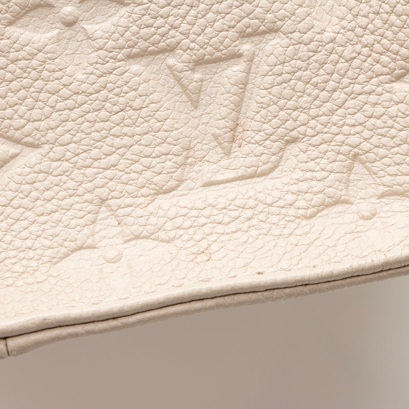 Louis Vuitton Giant Monogram Empreinte Crafty Onthego GM Tote (SHF-228 –  LuxeDH