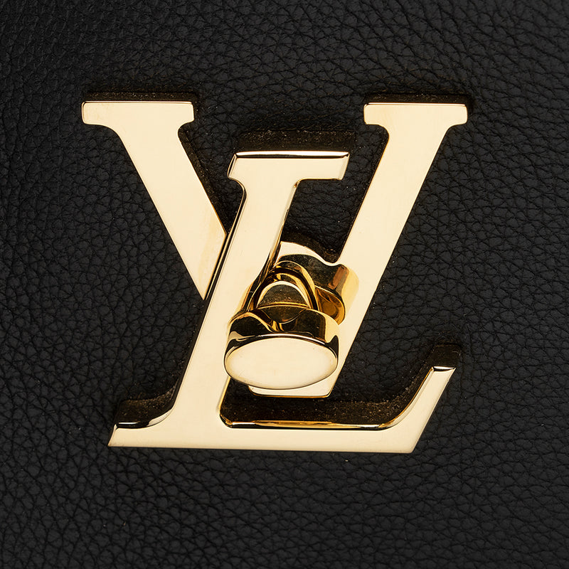 Sold at Auction: Louis Vuitton, Louis Vuitton, Lockme Shopper Gr
