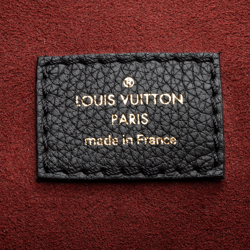 Louis Vuitton Grained Calfskin Lockme Shopper Tote (SHF-21964)