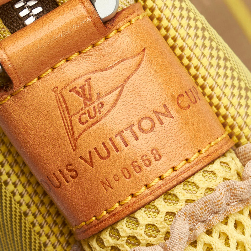 Louis Vuitton LV Cup Weatherly Crossbody Bag (SHG-31429) – LuxeDH