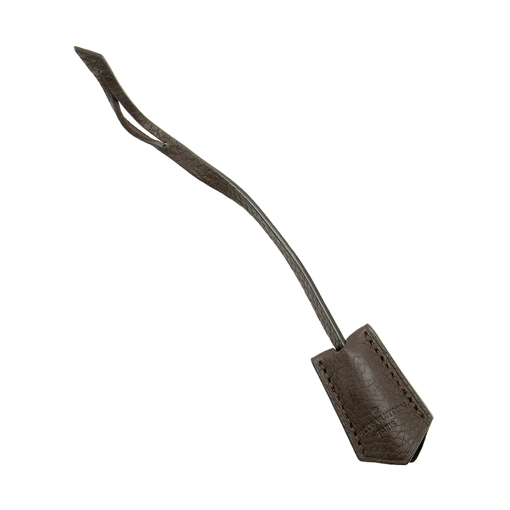 Louis Vuitton Leather Clochette (SHF-21742)