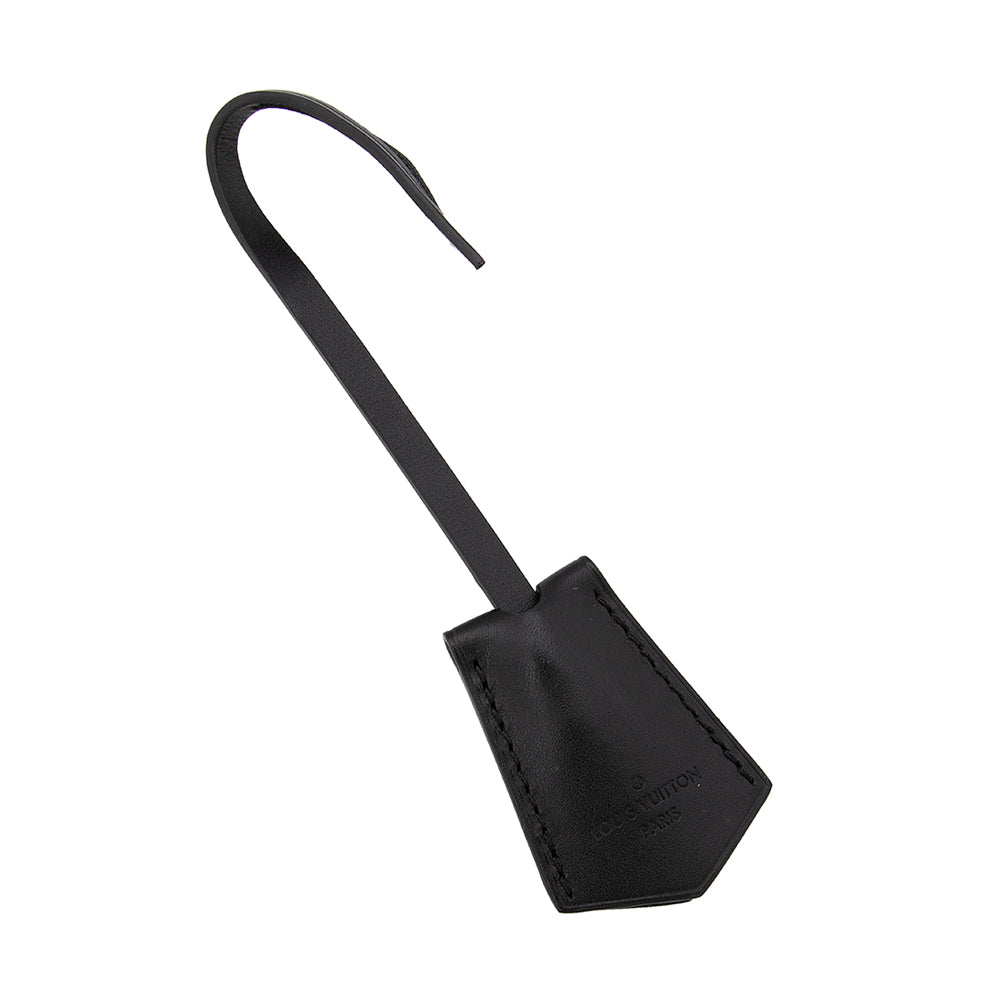 Louis Vuitton Leather Clochette (SHF-23862)