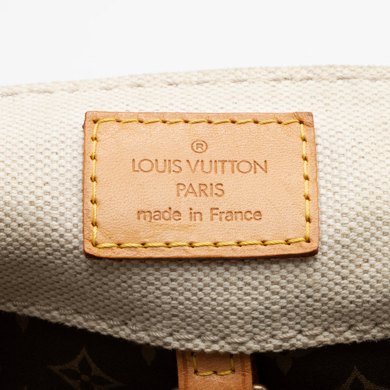 Louis Vuitton Trunks Stamp Globetrotter Globe Tote (Limited Edition) –  l'Étoile de Saint Honoré