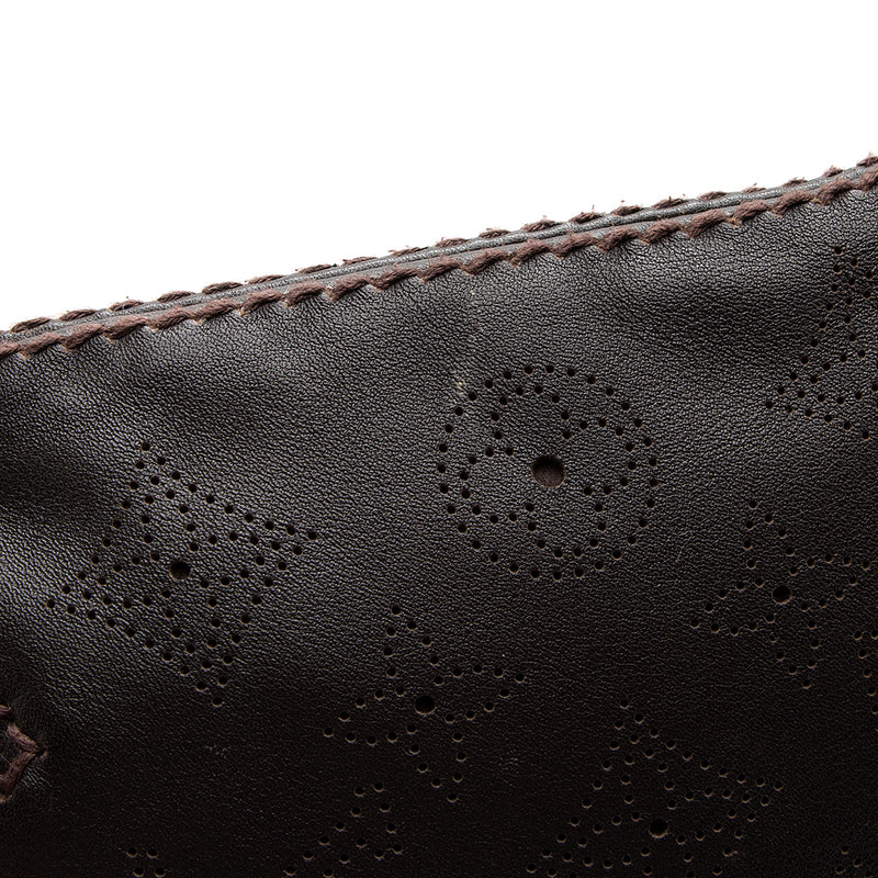 Louis Vuitton Limited Edition Leather Monogram Onatah Pochette Shoulde –  LuxeDH