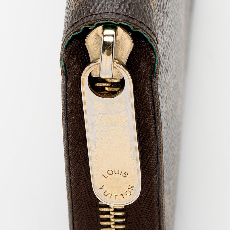Louis Vuitton, Bags, Limited Edition Louis Vuittonmonogram V Collection  Zippy Wallet