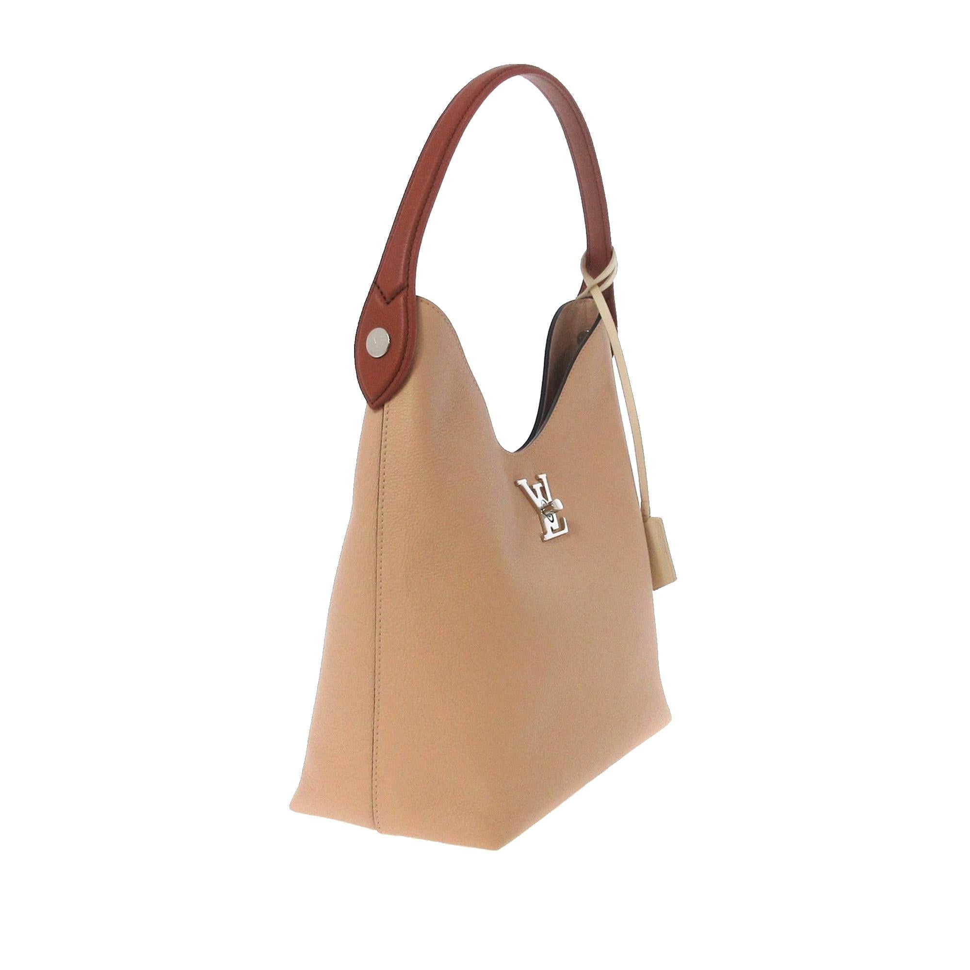 Louis Vuitton Lockme Hobo (SHG-32258)