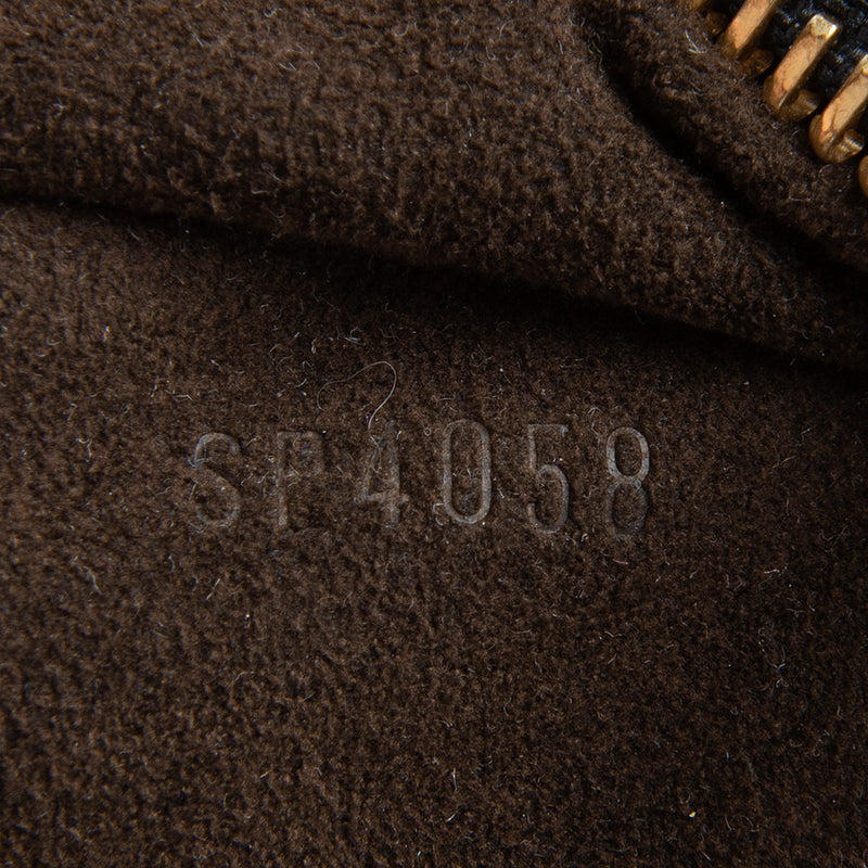 Louis Vuitton Monogram Mahina L Hobo (SHG-ypyVDP) – LuxeDH