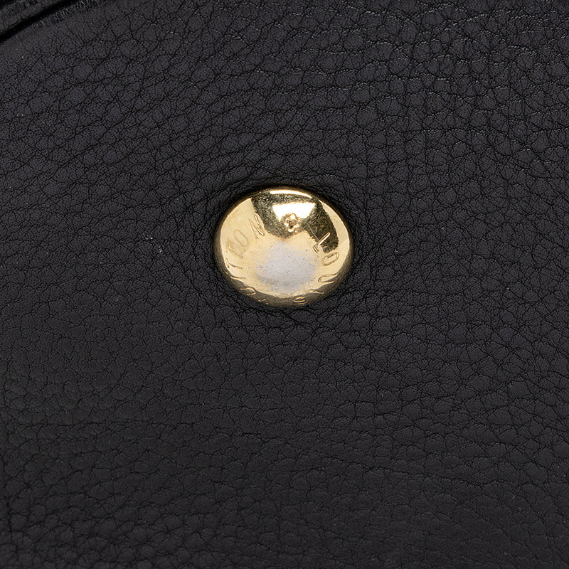 Louis Vuitton Mahina Leather L Hobo (SHF-17445)