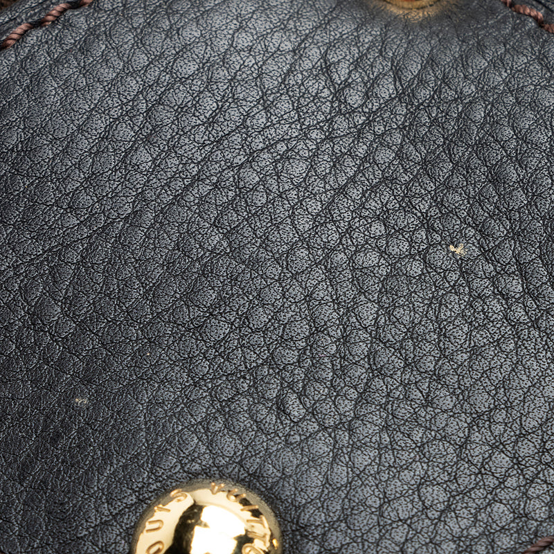 Louis Vuitton Mahina Leather XL Hobo - FINAL SALE (SHF-19348) – LuxeDH