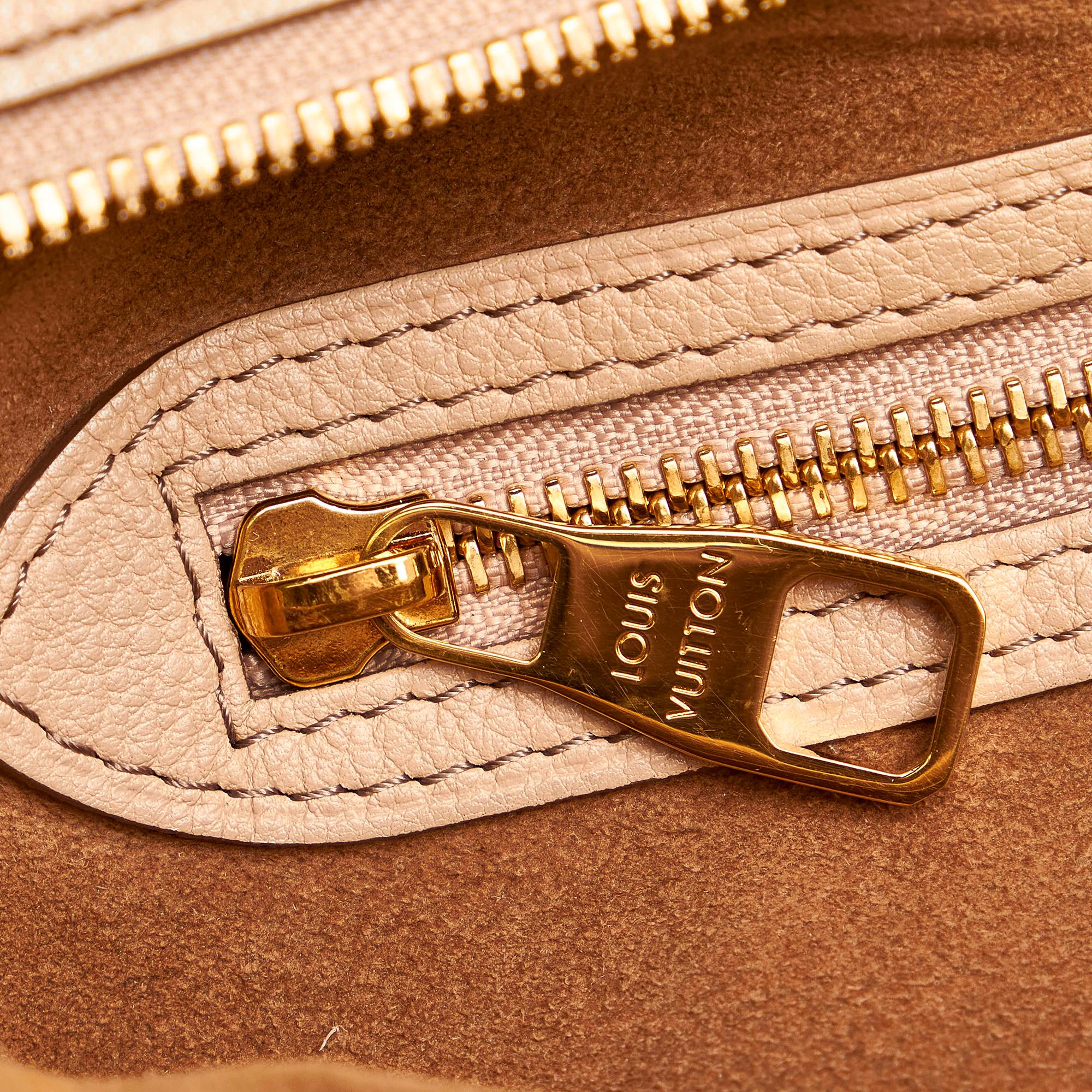 Louis Vuitton Mahina Stellar PM (SHG-29413)