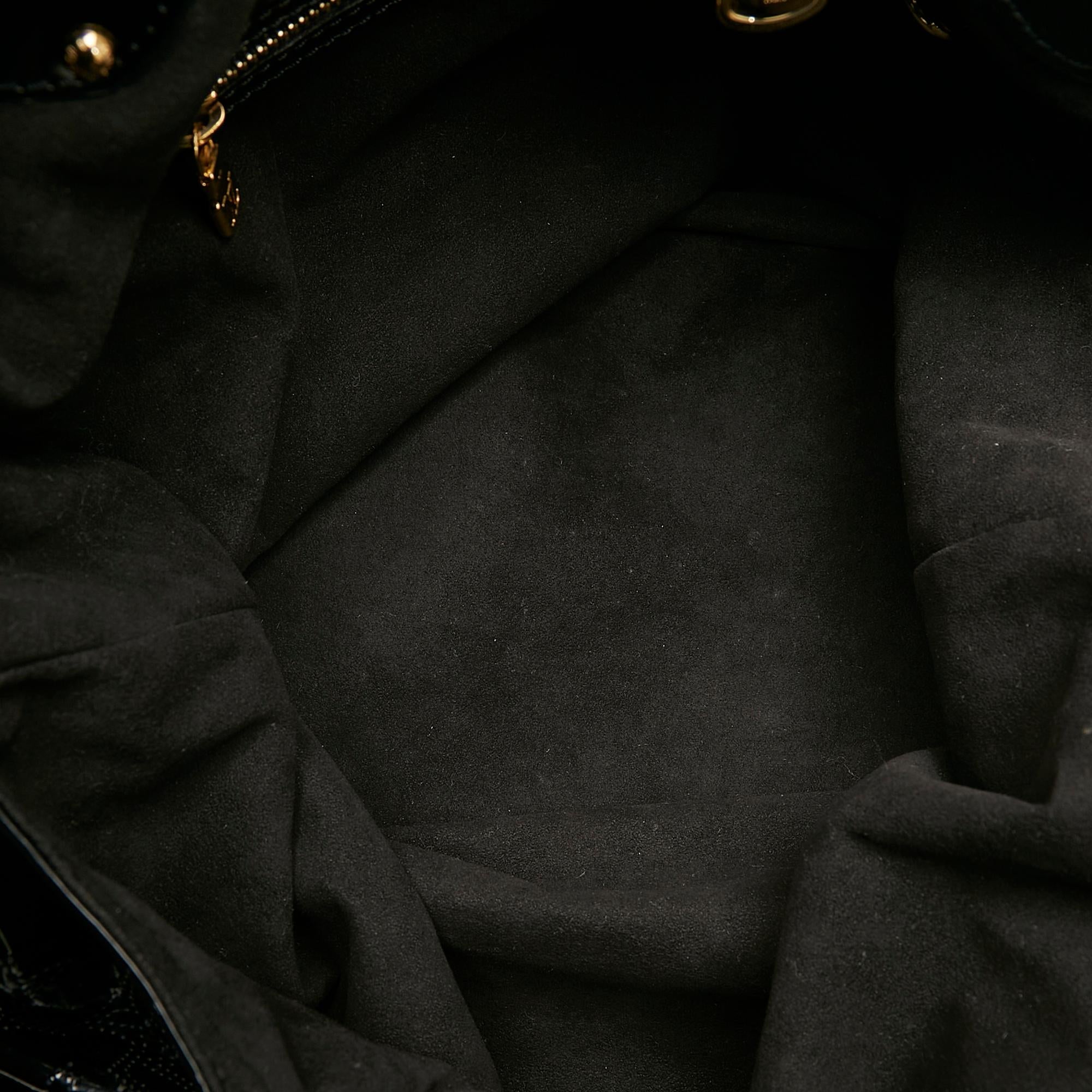 Louis Vuitton Mahina Surya XL Shoulder Bag (SHG-29327)