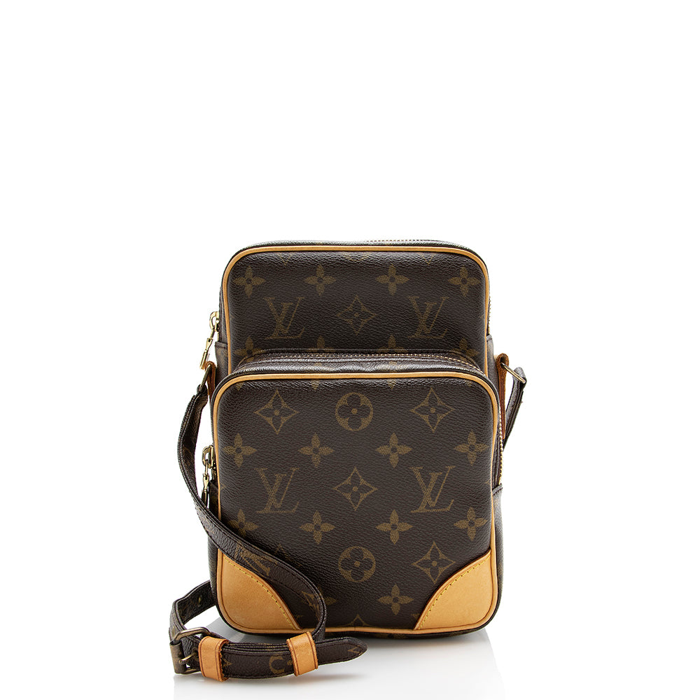 Louis Vuitton Monogram Canvas e Shoulder Bag (SHF-22104