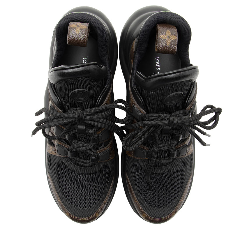 Shop Louis Vuitton 2022 SS Lv archlight trainers (1A9FO1) by