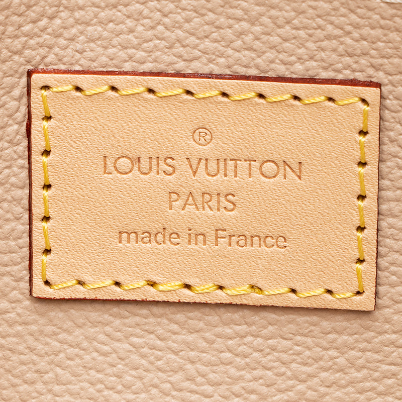 Louis Vuitton Monogram Canvas Cosmetic GM Pouch (SHF-18704)