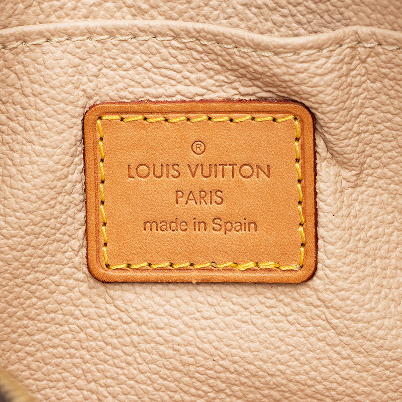 Louis Vuitton Monogram Canvas Cosmetic Pouch - FINAL SALE (SHF-16958) –  LuxeDH