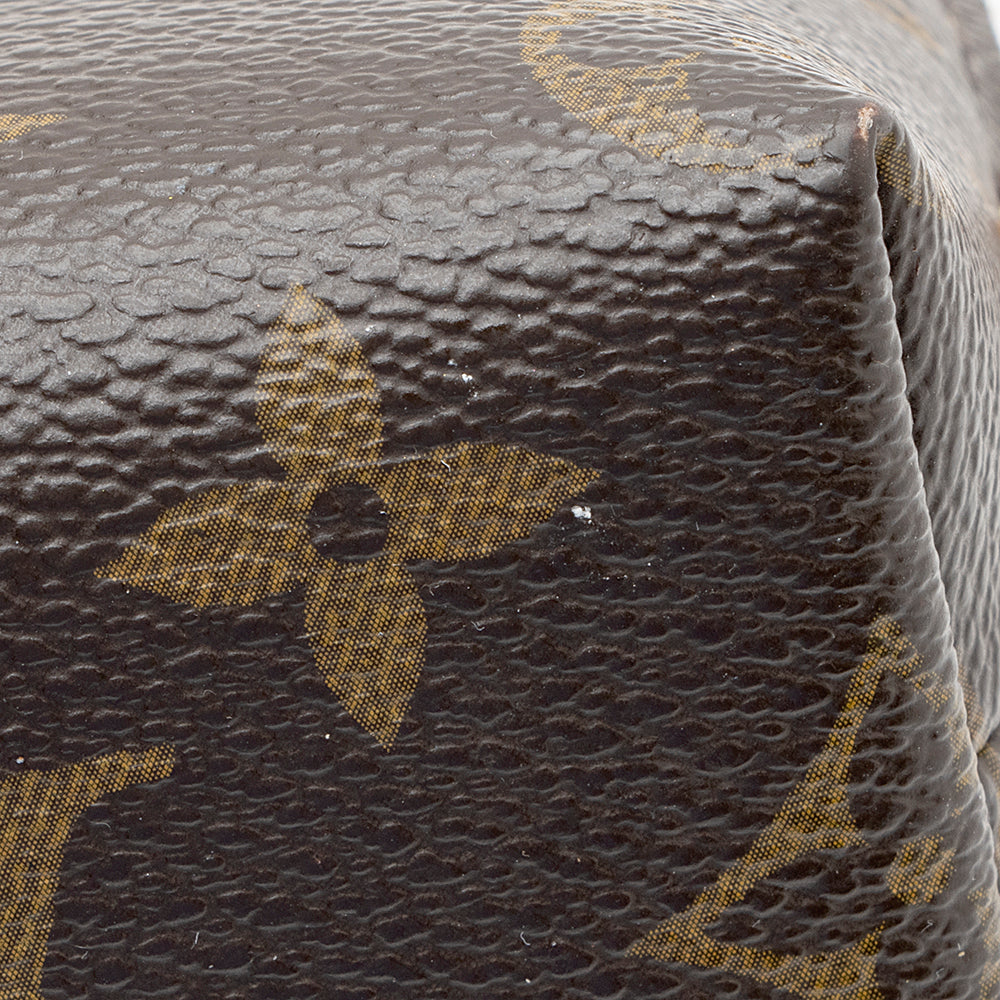 Louis Vuitton Monogram Canvas Cosmetic Pouch (SHF-20521)