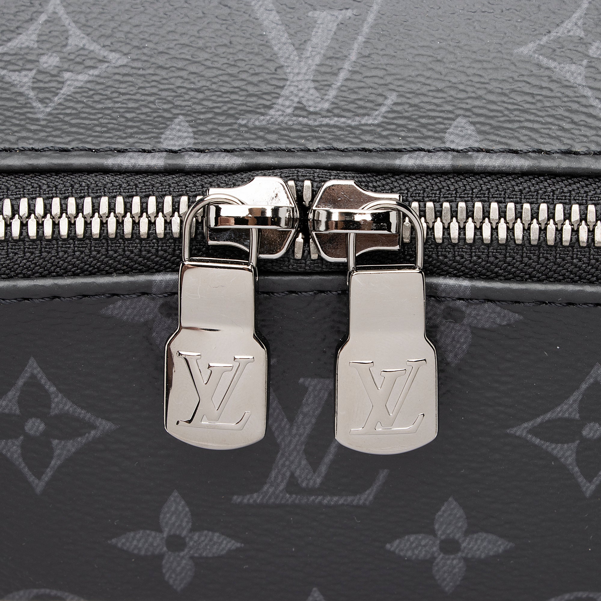 Louis Vuitton Monogram Canvas Eclipse Discovery PM Backpack (SHF-23593
