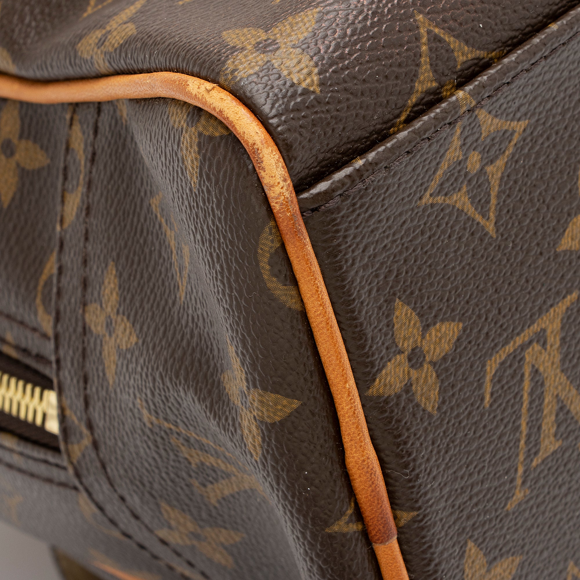 Louis Vuitton Monogram Canvas Manhattan GM Satchel (SHF-23297)