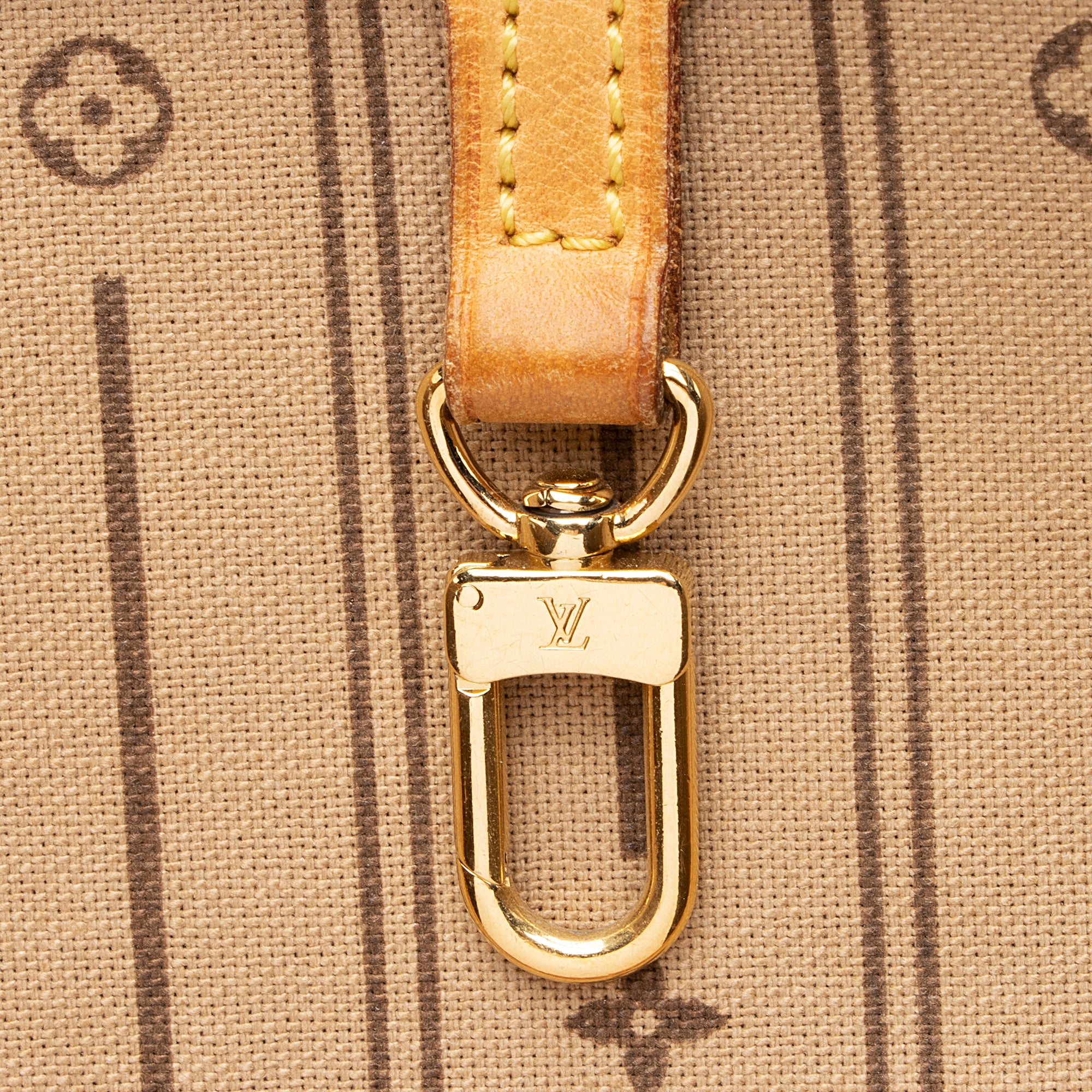 Louis Vuitton Monogram Canvas Neverfull GM Tote (SHF-22159)