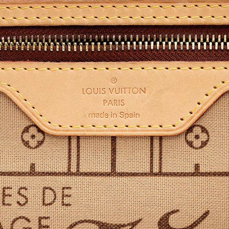 Louis Vuitton Monogram Canvas V Tote MM (SHF-xfJRm0) – LuxeDH