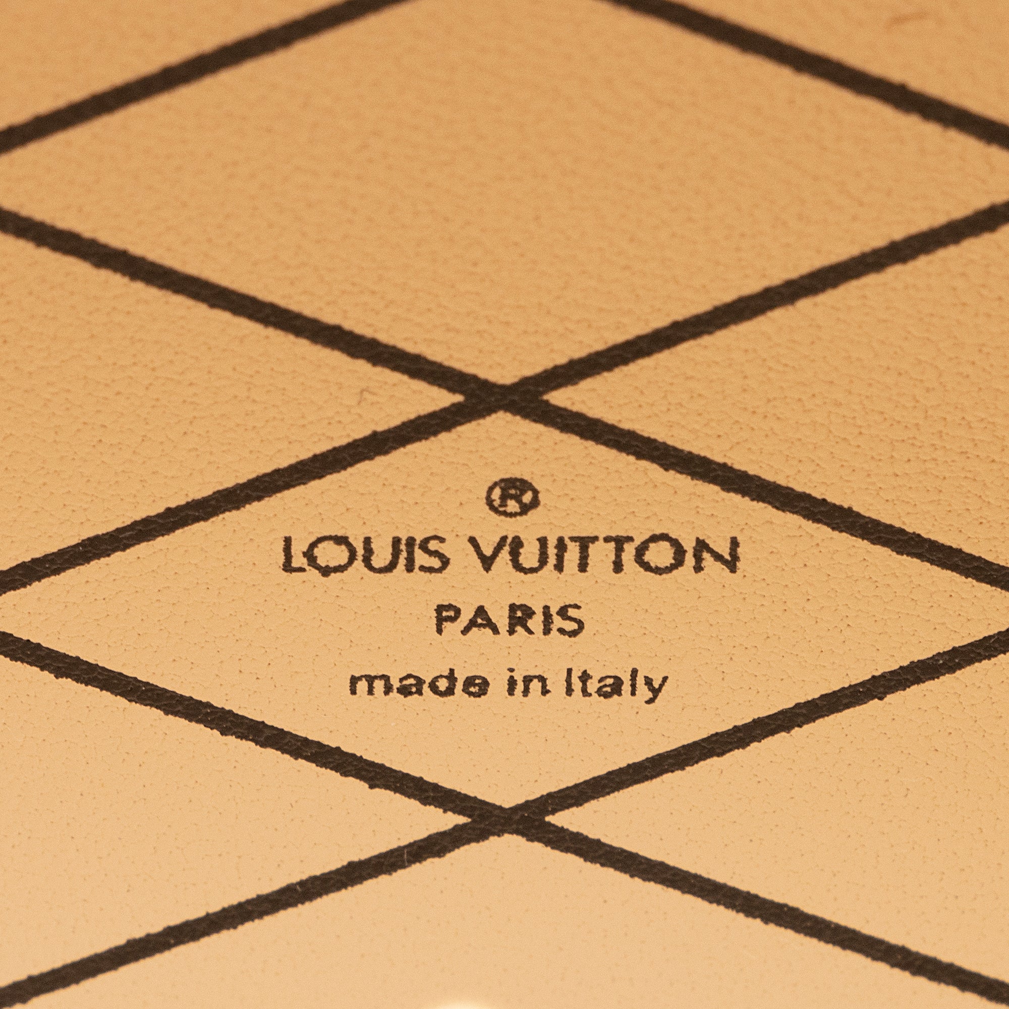 Louis Vuitton Monogram Canvas Petite Boite Chapeau Shoulder Bag (SHF-sX1t9Q)