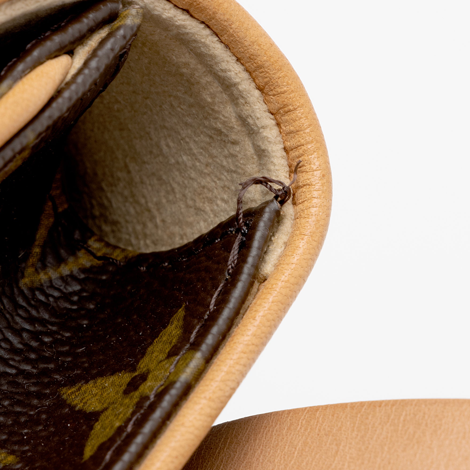 Louis Vuitton Monogram Canvas Pochette Florentine Small Belt Bag (SHF-22975)