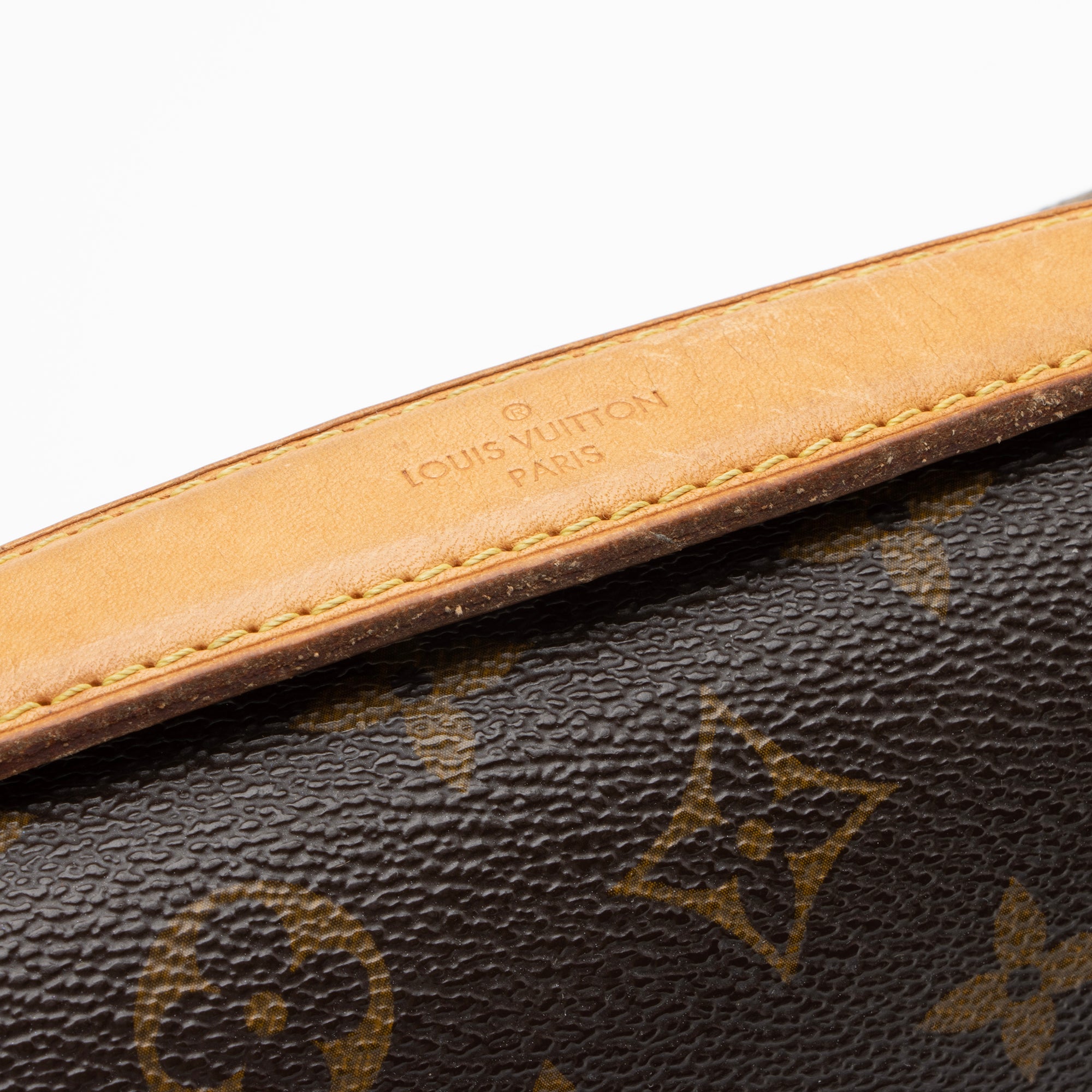 Louis Vuitton Monogram Canvas Pochette Metis Shoulder Bag (SHF-23536)