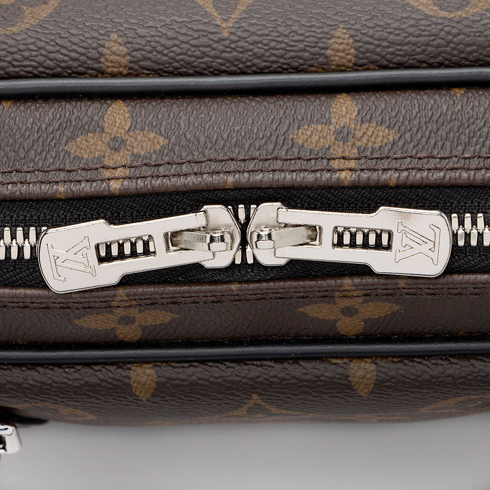 Louis Vuitton Monogram Canvas Porte-Documents Voyage PM Messenger Bag (SHF-21188)