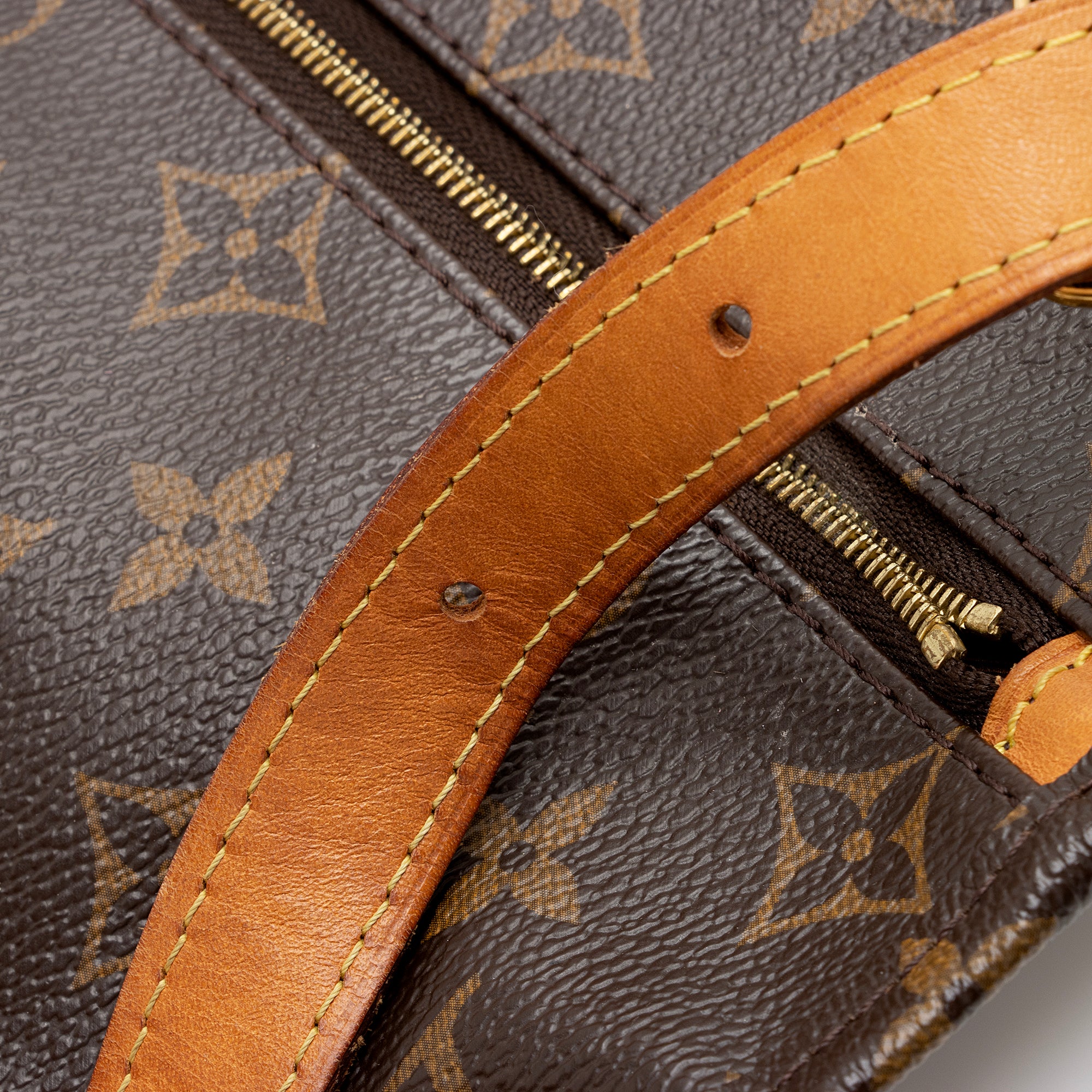 Louis Vuitton Monogram Canvas Shoe Pouch (SHF-22860)