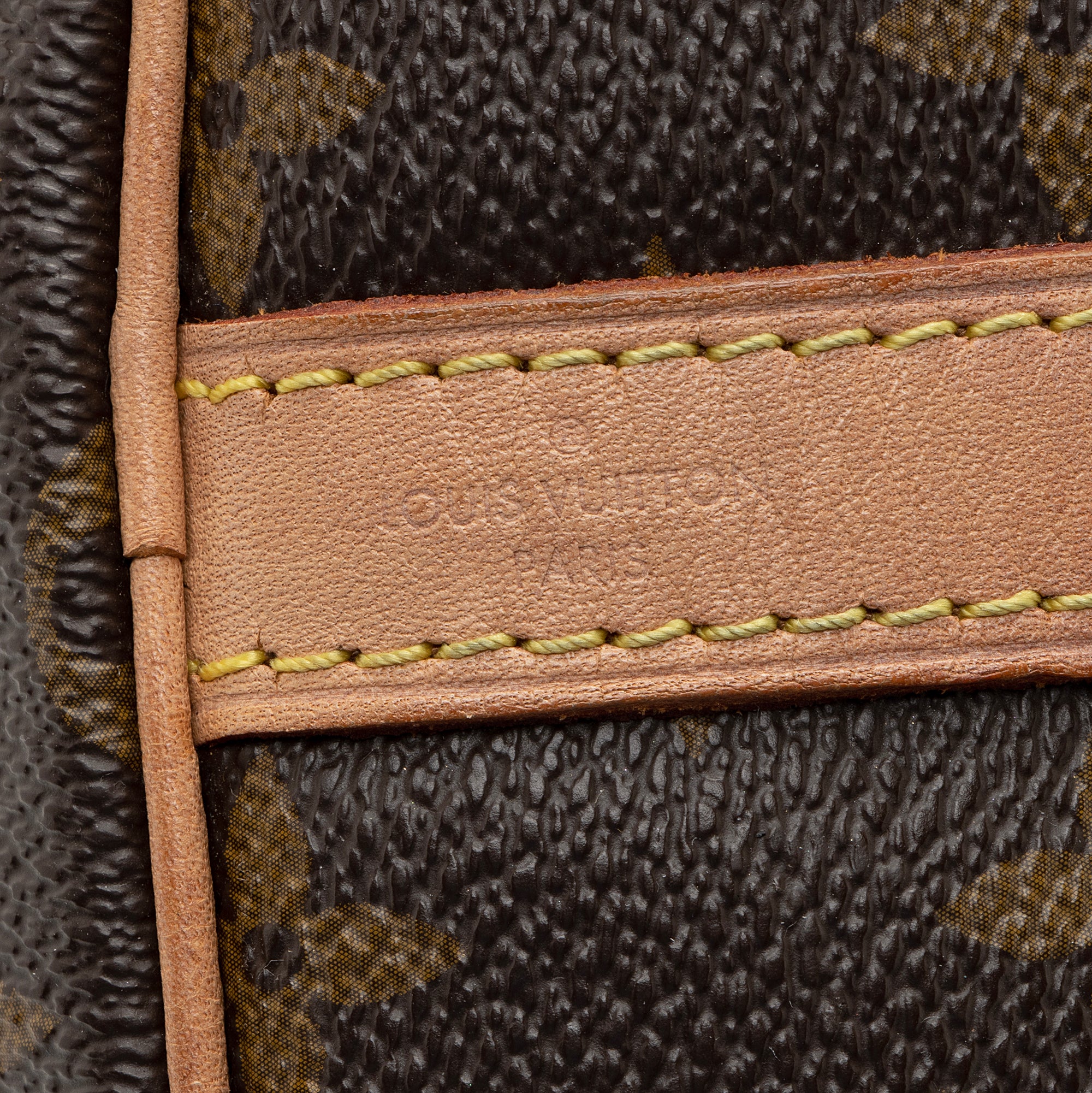 Louis Vuitton Monogram Canvas Speedy Bandouliere 30 Satchel (SHF-22714)