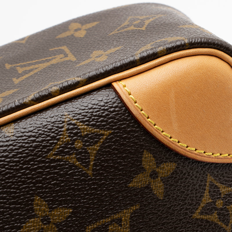 Brown Coated Canvas Louis Vuitton Trocadero 30 Cloth ref.968400 - Joli  Closet