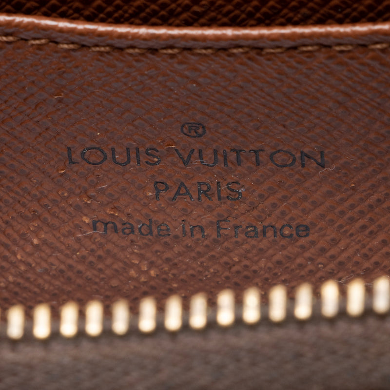 Louis Vuitton Monogram Canvas Zippy Coin Wallet (SHF-UiOZbp)