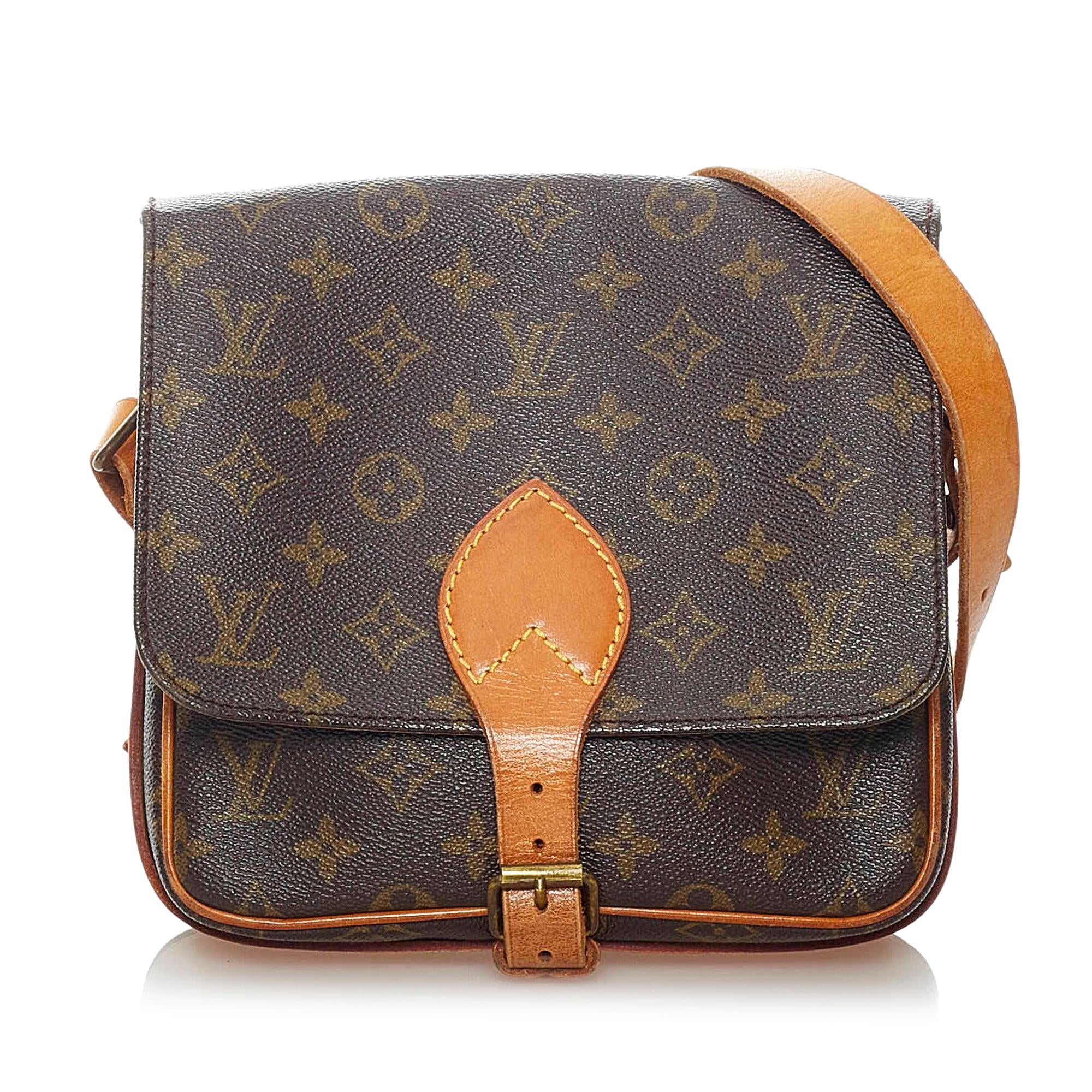 Louis Vuitton Monogram Cartouchiere MM (SHG-32476)