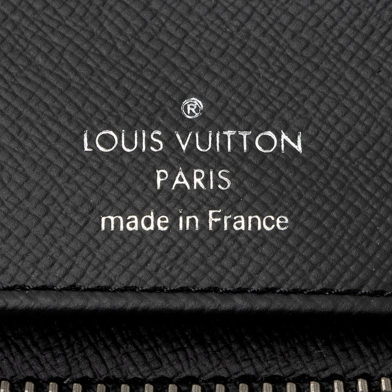 Louis Vuitton Monogram Eclipse Vertical Zippy Wallet (SHF-aUsvWA)