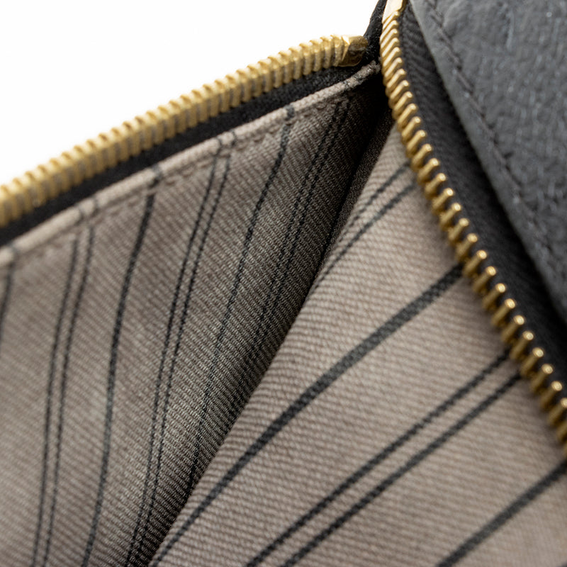 Louis Vuitton Monogram Empreinte Pochette Metis Shoulder Bag (SHF-mOdE –  LuxeDH