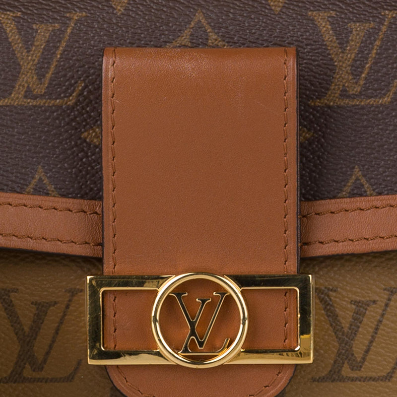 Louis Vuitton Monogram Giant Reverse Dauphine Bumbag (SHG-AHSvLI) – LuxeDH