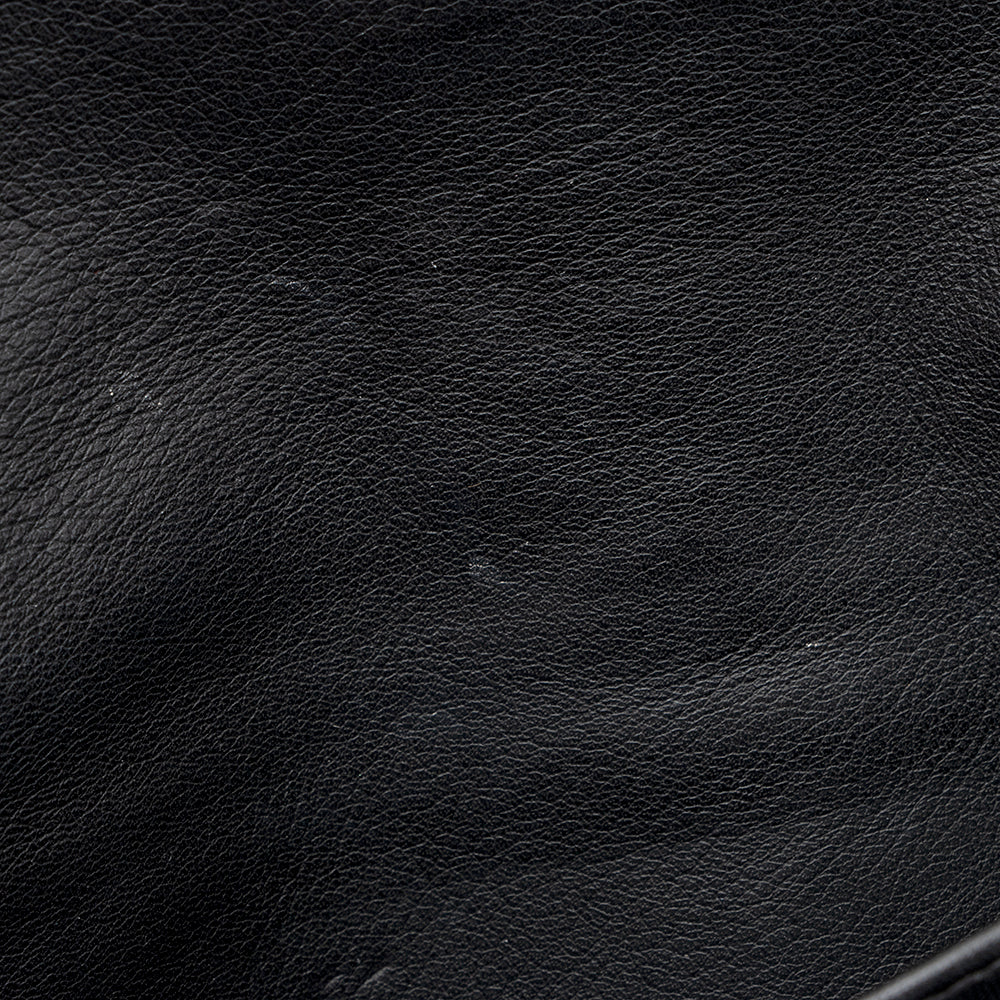 Louis Vuitton Monogram Mahina Leather Amelia Wallet (SHF-14630)