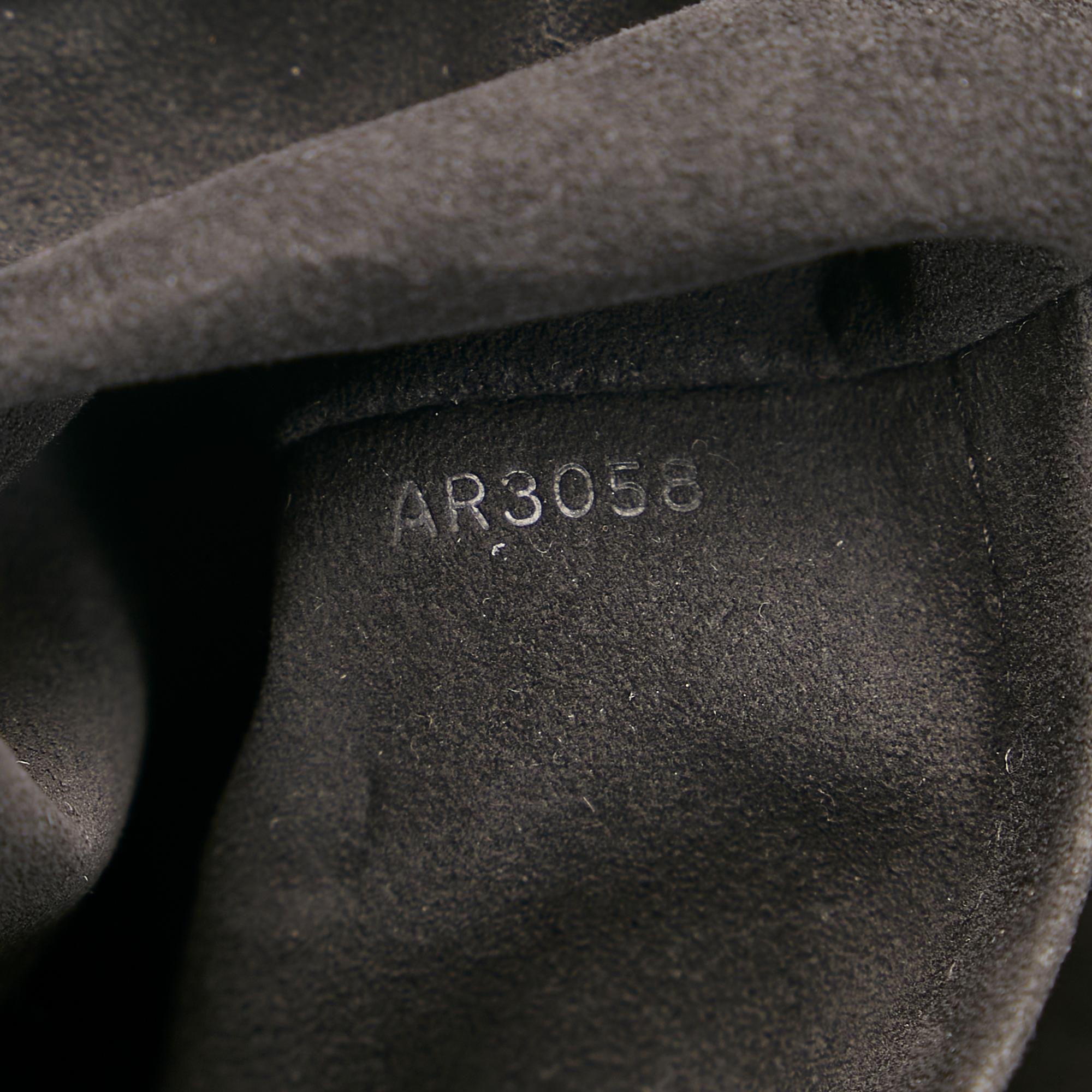 Louis Vuitton Monogram Mahina XS (SHG-36891)